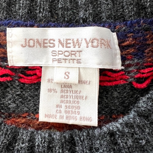 Cute VINTAGE Wool Blend Fair Isle Crew Neck Sweater - Petite S - Picture 5 of 10